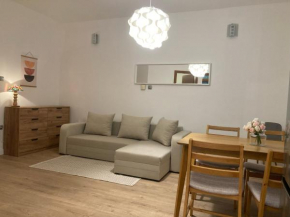 High Noon Apartment